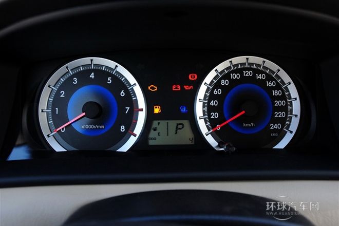 2013款 1.6L 自動(dòng)卓越版