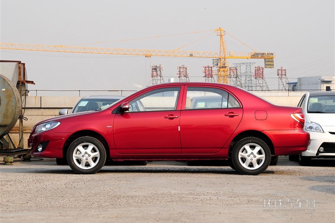 2013款 1.6L 自動豪華版
