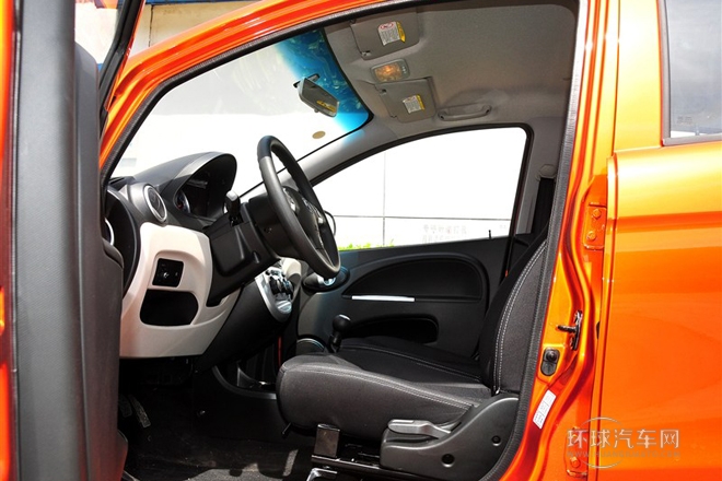 2012款 1.0L IMT導(dǎo)航版 國IV