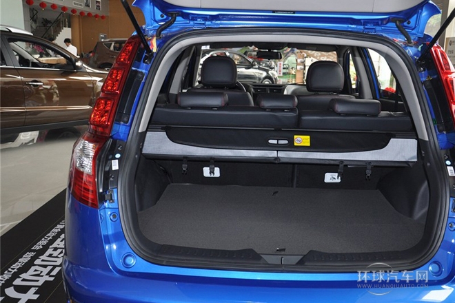 2014款 1.8L 手動(dòng)精英型