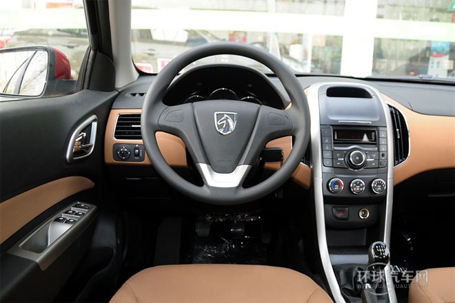 2013款1.5L手動(dòng)   舒適型