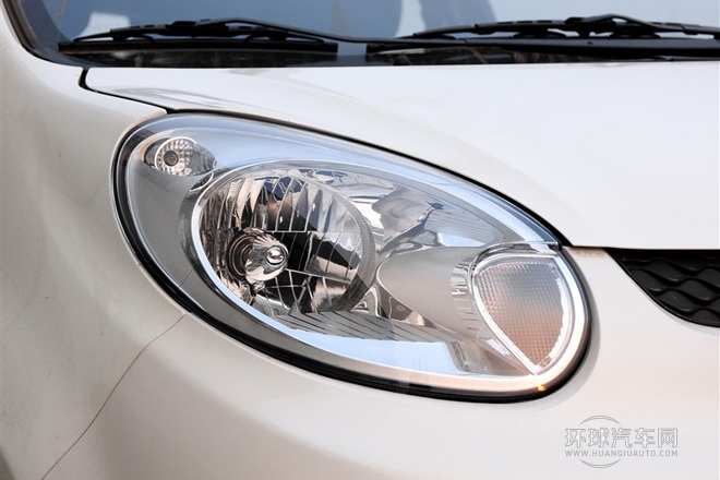 2012款 1.0L IMT導(dǎo)航版 國(guó)V