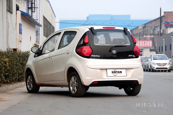 2012款 1.0L IMT導(dǎo)航版 國(guó)V