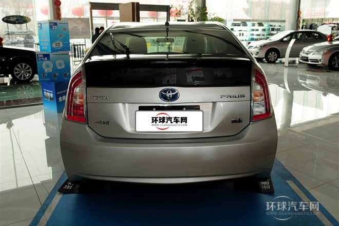 2012款 1.8L 標(biāo)準(zhǔn)版