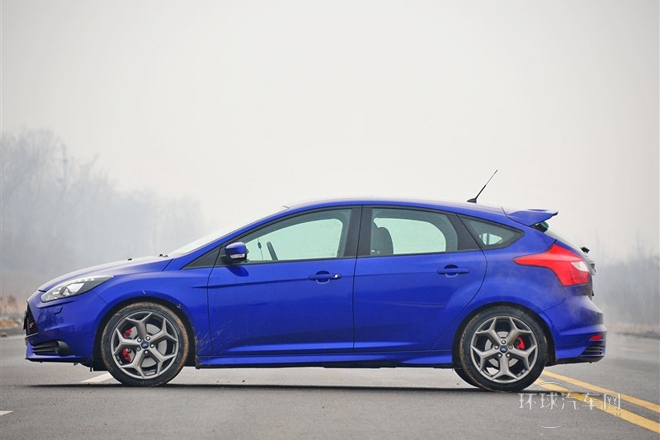 2013款 2.0T ST 標(biāo)準(zhǔn)版