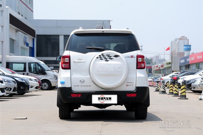 2014款 1.5L 手動(dòng)基本型