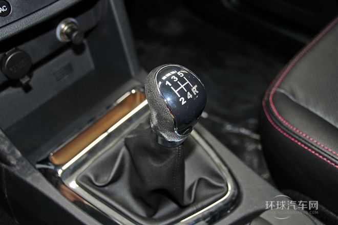 2014款 1.5L 手動(dòng)基本型