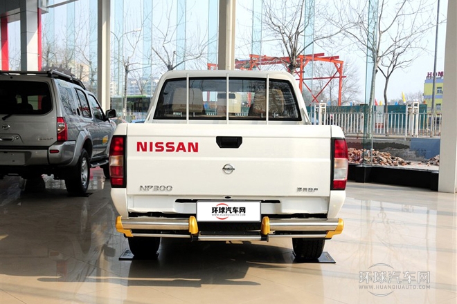 2011款 2.5T柴油四驅(qū)標(biāo)準(zhǔn)型