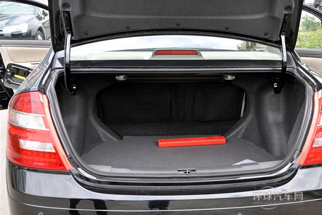 2011款 新銳版 1.5L 手動(dòng)標(biāo)準(zhǔn)型