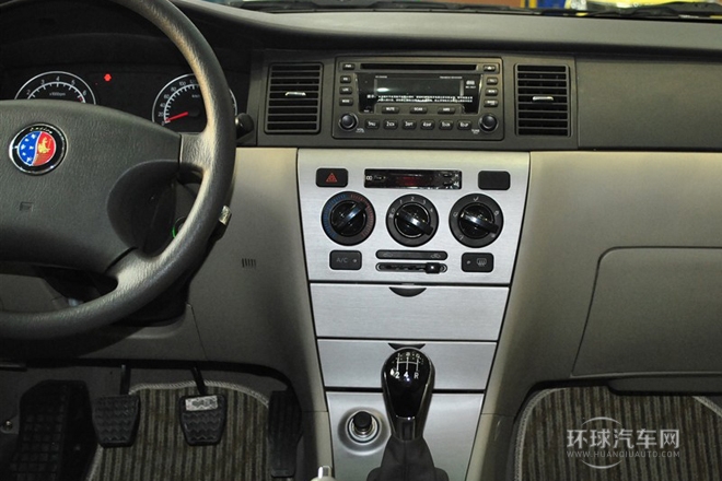 2011款 新銳版 1.5L 手動(dòng)基本型