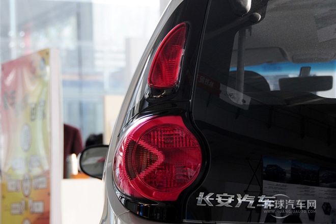2012款 1.0L 手動親情版 國V