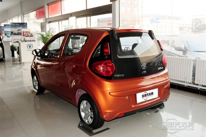 2012款 1.0L 手動(dòng)時(shí)尚版 國IV