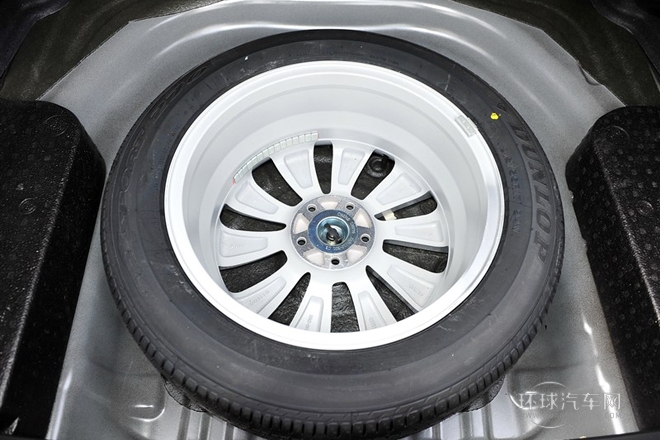 2013款 1.8T 自動(dòng)旗艦型 國(guó)V