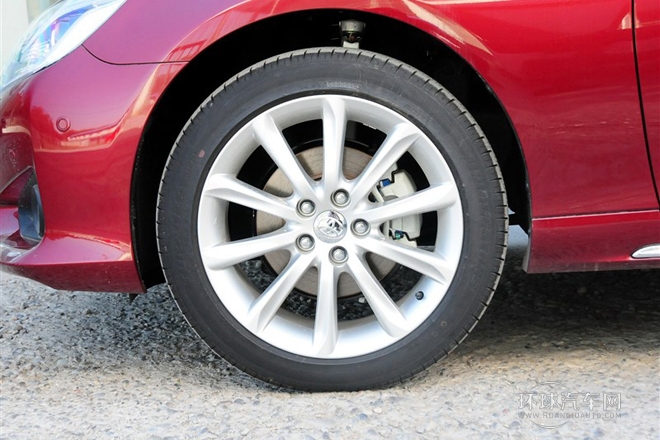 2013款 2.5V 尊銳導(dǎo)航版