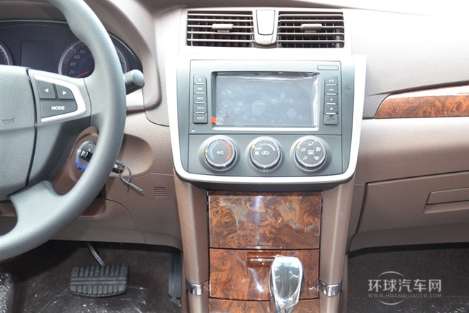 2014款 1.6L 自動尊貴型