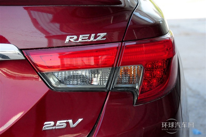 2013款 2.5V 尊銳導(dǎo)航版