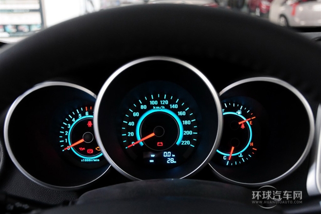 2014款 1.6L 手動(dòng)豪華型
