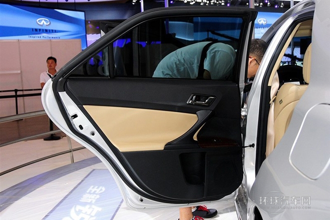 2013款 3.0V 尊銳導航版
