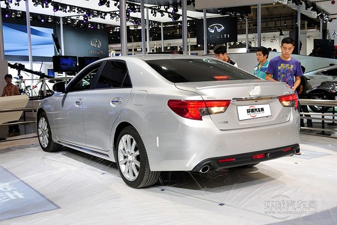 2013款 3.0V 尊銳導(dǎo)航版