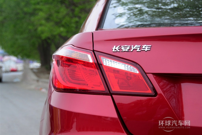 2014款 1.6L 自動(dòng)豪華型