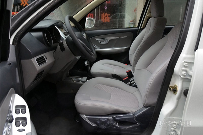 2011款 1.5L 自動(dòng)豪華型