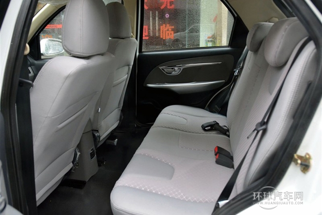 2011款 1.5L 自動(dòng)豪華型