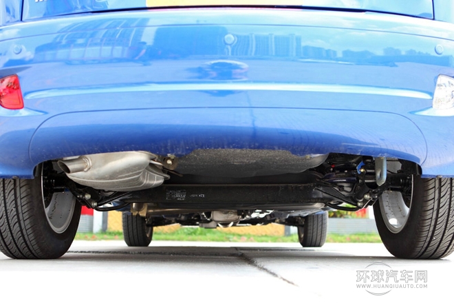 2011款 1.5L 自動(dòng)舒適型