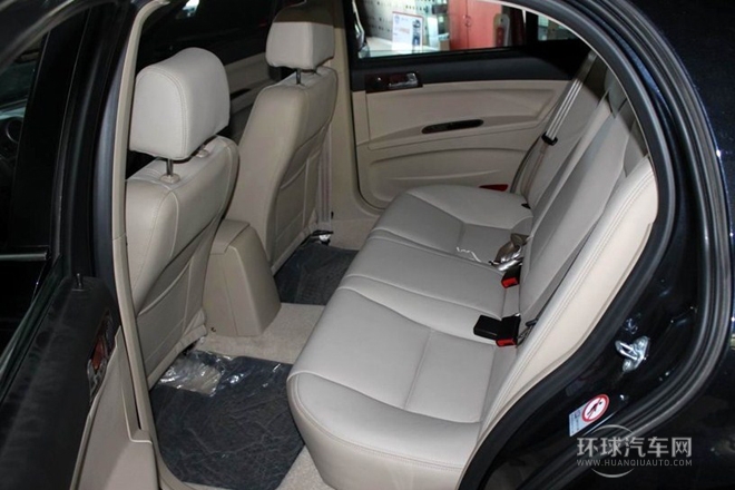 2011款 2.0L 手動(dòng)豪華型