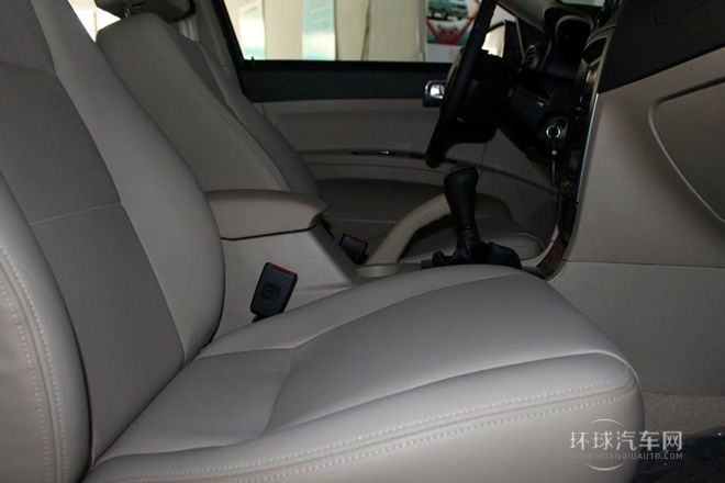 2011款 2.0L 手動(dòng)豪華型
