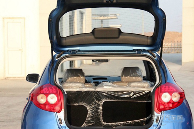 2010款 1.5L 手動(dòng)豪華型