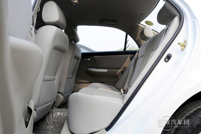 2014款 1.5L 手動(dòng)精英型