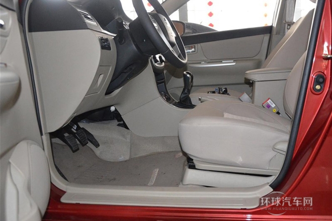 2014款 1.5L 手動(dòng)尊貴型