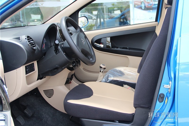 2011款 1.0L 手動(dòng)標(biāo)準(zhǔn)型