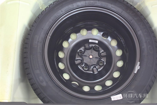 2013款 1.0L 手動進(jìn)取型
