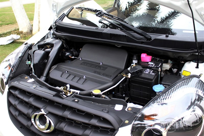2014款 CROSS 1.3L 手動進(jìn)取型