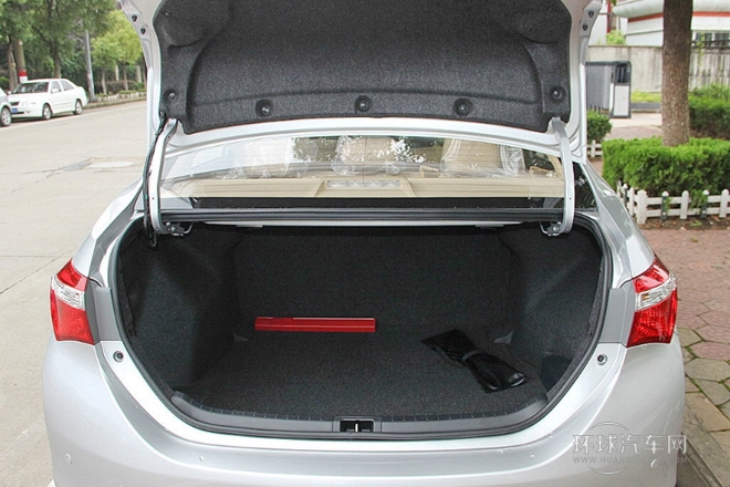 2014款 1.6L 手動(dòng)GL-i