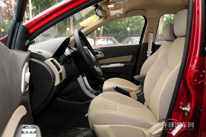 2014款1.5L手動   標準型