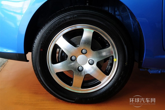 2014款 CROSS 1.5L 自動精英型