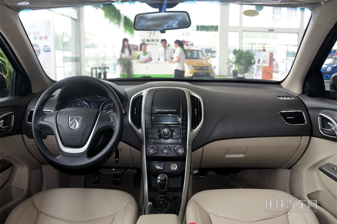 2014款1.5L自動(dòng)   舒適型