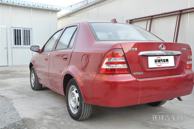 2012款 1.0L 手動(dòng)進(jìn)取型