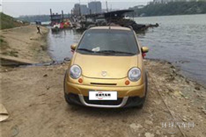 2012款 改款 1.0L 手動(dòng)P-TEC舒適型