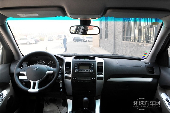2011款 2.0L 手動兩驅(qū)豪華型