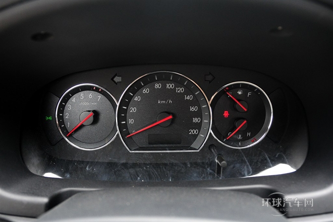 2012款 1.3L 手動(dòng)舒適型 國(guó)V