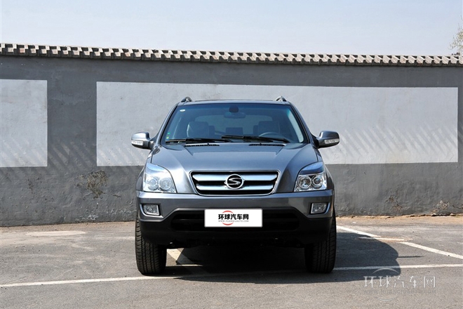 2011款 2.0L 手動兩驅(qū)超豪華型