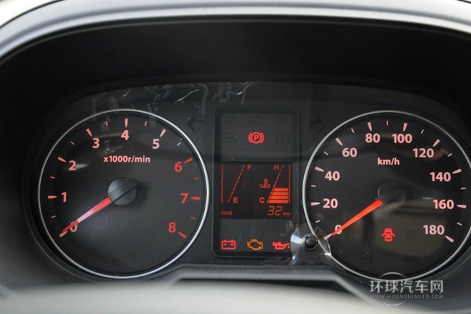 2014款 1.5L商務(wù)標準型