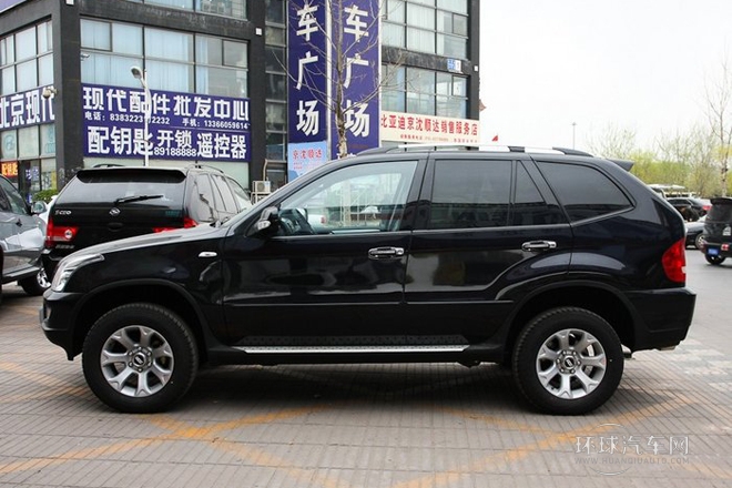2011款 2.0L 自動兩驅(qū)超豪華型