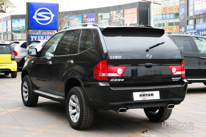 2011款 2.4L 手動四驅(qū)豪華型