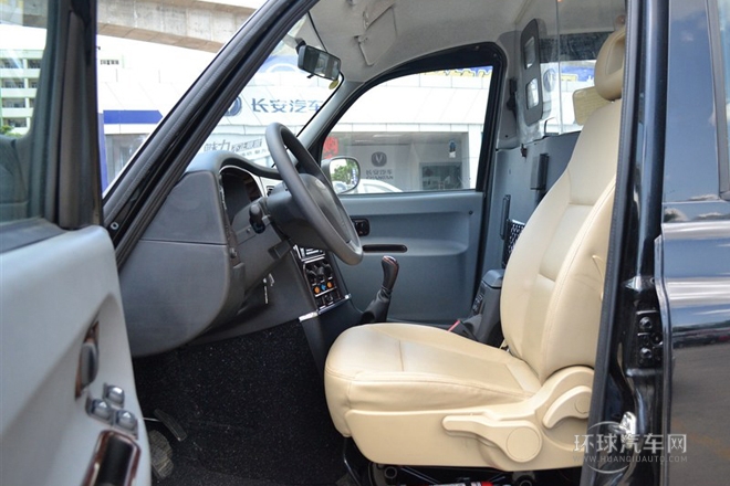 2009款 2.4L 標配