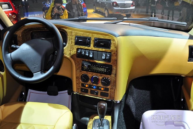 2012款 2.4L 定制商務(wù)型