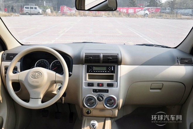 2011款 超值版 1.5L 手動(dòng)5座